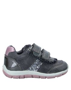 Низкие кеды и кроссовки Geox