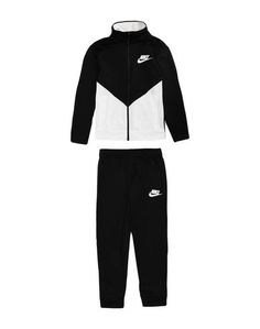 Спортивный костюм Nike