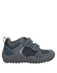 Низкие кеды и кроссовки Geox