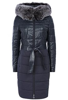 Комбинированное утепленное пальто с отделкой мехом песца La Reine Blanche