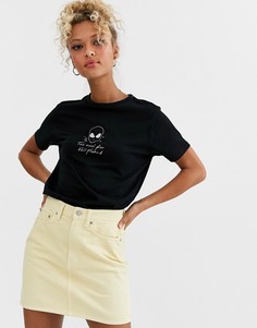 Футболка из органического хлопка с принтом в виде пришельца ASOS DESIGN - Черный