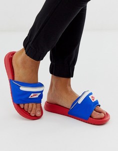 Красные/синие шлепанцы с карманом на молнии Nike Benassi - Красный