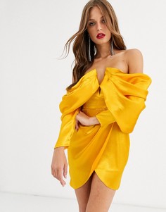 Атласное платье мини бандо с драпированными рукавами ASOS DESIGN - Золотой