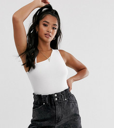 Белое боди с асимметричными бретелями ASOS DESIGN Petite - Белый