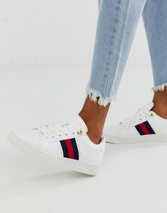 Белые кроссовки на шнуровке с полосками по бокам River Island - Белый