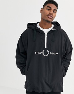 Черная куртка с логотипом на груди Fred Perry - Черный