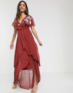 Платье макси с вышивкой, кейпом на спине и удлиненным краем ASOS DESIGN - Красный
