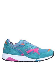 Низкие кеды и кроссовки Diadora