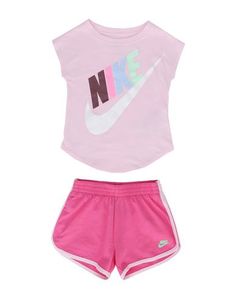 Комплекты Nike