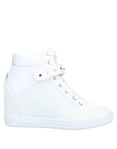 Высокие кеды и кроссовки Guess