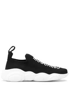 Moschino кроссовки-слипоны с логотипом