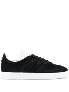 Adidas кроссовки на шнуровке