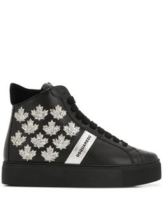 Dsquared2 кроссовки с нашивками