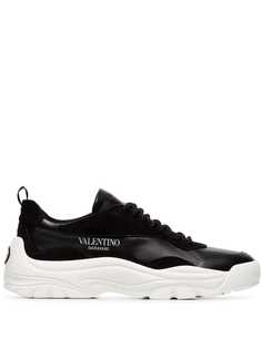 Valentino кроссовки на рельефной платформе
