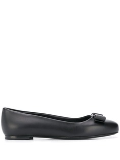 Salvatore Ferragamo балетки с бантом