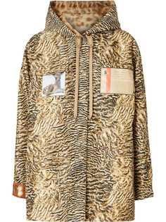 Burberry куртка с капюшоном и тигровым принтом