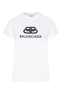 Белая футболка с крупным логотипом Balenciaga