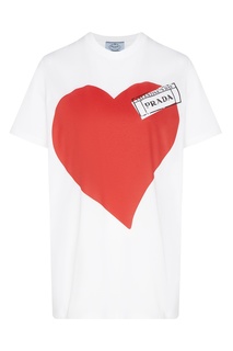 Белая футболка с принтом сердца Prada