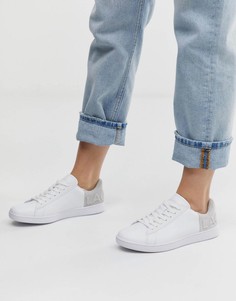 Белые кроссовки на шнуровке с контрастной вставкой Lacoste - Белый