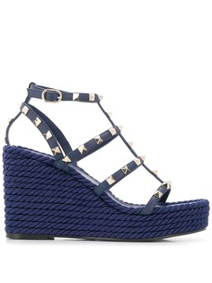 Valentino босоножки на танкетке Valentino Garavani Rockstud Torchon