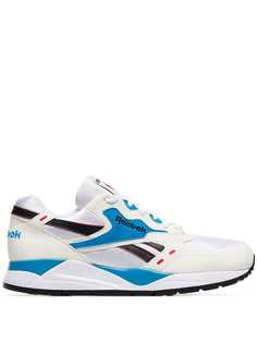 Reebok массивные кроссовки Bolton со вставками
