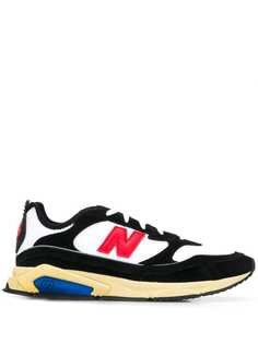 New Balance кроссовки с логотипом