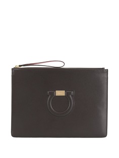 Salvatore Ferragamo клатч с декором Gancini