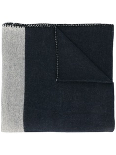 Sacai одеяло с контрастными полосками и логотипом
