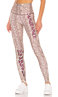 High rise graphic legging - onzie