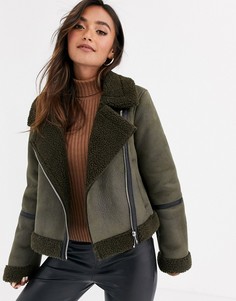 Укороченная куртка-авиатор цвета хаки с искусственным мехом ASOS DESIGN - Черный