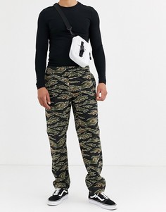 Брюки с тигрово-камуфляжным принтом Obey - Черный