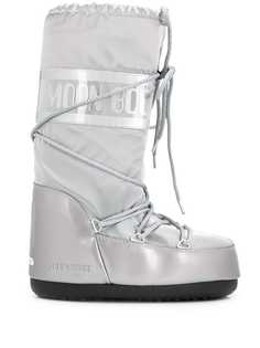 Moon Boot stitched panel boots