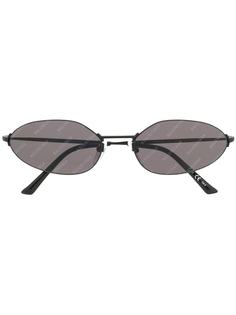 Balenciaga Eyewear солнцезащитные очки в овальной оправе с логотипом
