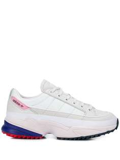 Adidas кроссовки с логотипом