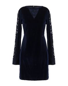 Короткое платье Guess