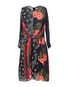 Короткое платье Desigual