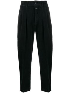 Closed loose-fit corduroy trousers