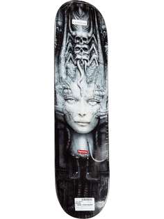 Supreme скейтборд Giger “Li II”