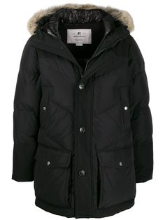 Woolrich пуховик с капюшоном и мехом