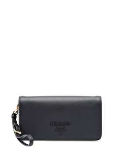 Prada мини-сумка из сафьяновой кожи с металлическим логотипом