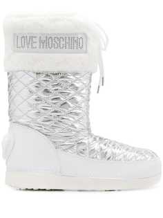 Love Moschino quilted shell snow boots