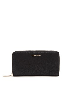 Черный кошелек на молнии Calvin Klein