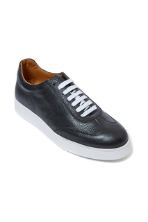 sneakers British passport