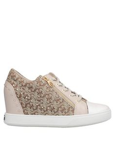 Высокие кеды и кроссовки Guess