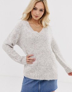 Меланжевый oversize-джемпер с V-образным вырезом и контрастными строчками Pieces