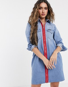 Джинсовое платье с красной молнией Calvin Klein Foundation