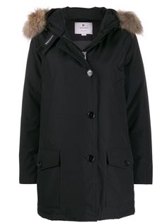 Woolrich пуховик с меховой вставкой на капюшоне