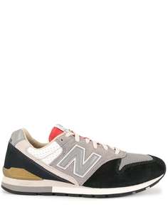 New Balance кроссовки в стиле колор-блок