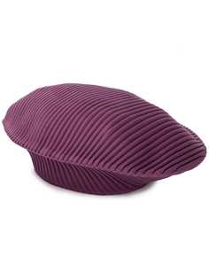 Pleats Please Issey Miyake берет в рубчик