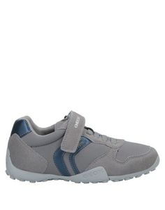 Низкие кеды и кроссовки Geox